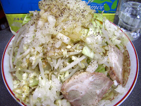 らーめん（野菜まし、にんにく）＋玉ねぎの画像