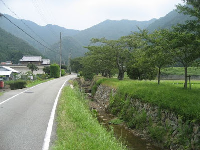 ԏꂩւ̓